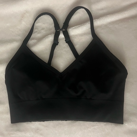 Lululemon Ebb to Street Bra C/D Cup - Picture 4 of 8